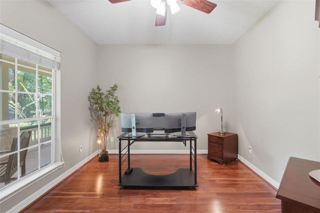 8766 Skyline Lane, Conroe, TX 77302