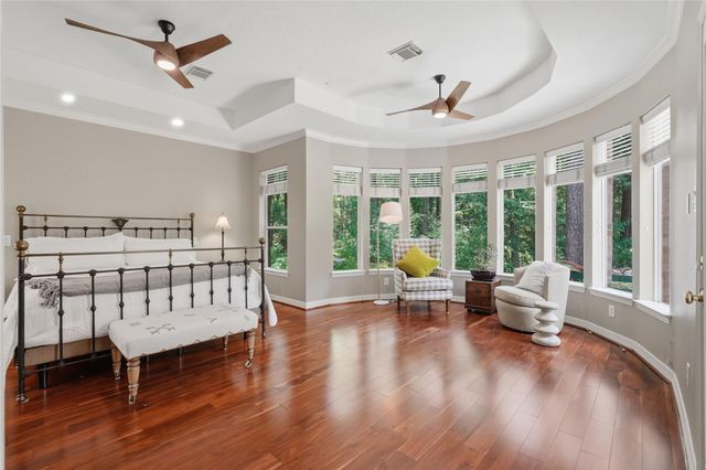 8766 Skyline Lane, Conroe, TX 77302