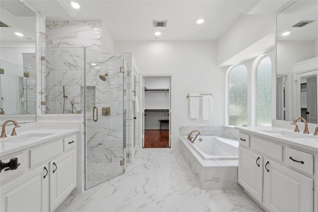 8766 Skyline Lane, Conroe, TX 77302
