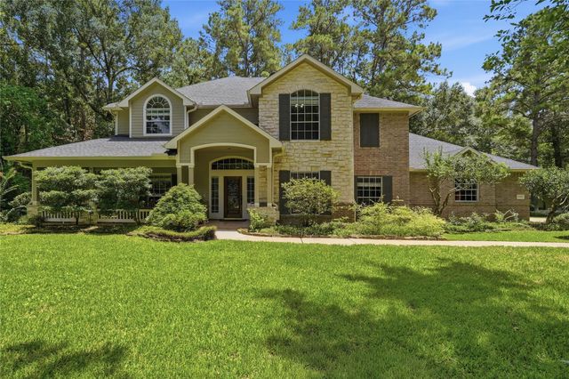 8766 Skyline Lane, Conroe, TX 77302