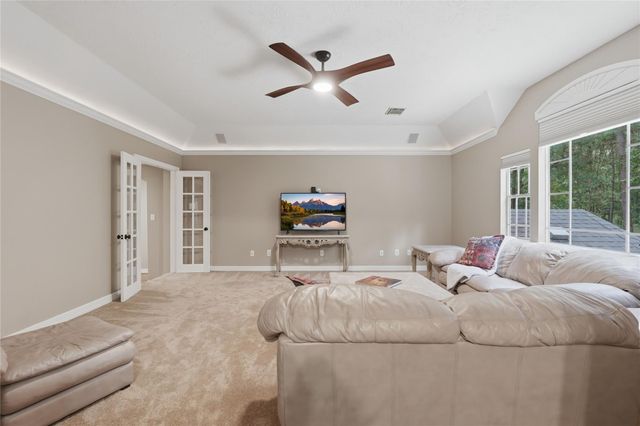 8766 Skyline Lane, Conroe, TX 77302