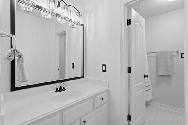 8766 Skyline Lane, Conroe, TX 77302