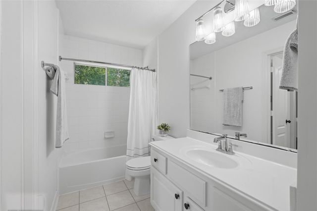 8766 Skyline Lane, Conroe, TX 77302
