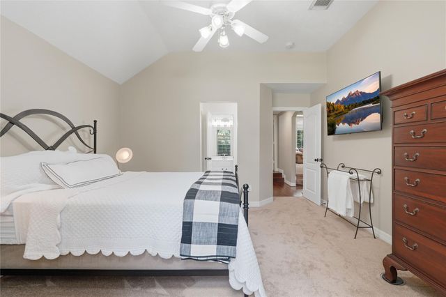 8766 Skyline Lane, Conroe, TX 77302