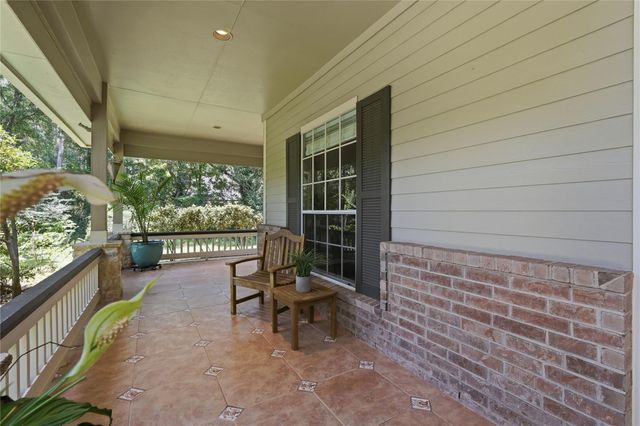 8766 Skyline Lane, Conroe, TX 77302