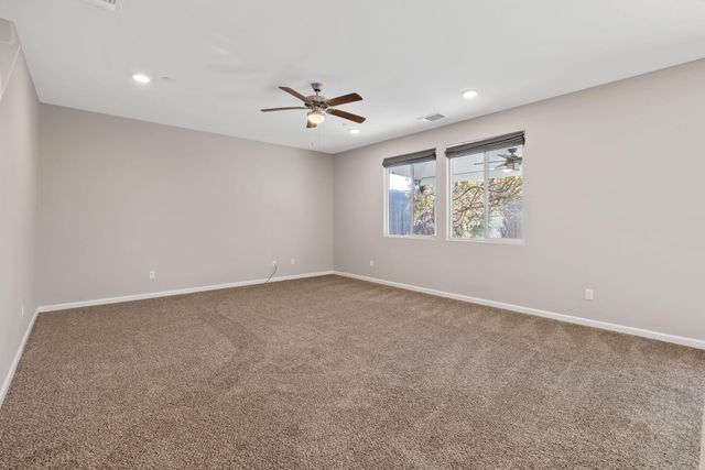 2015 N Hall Court, Visalia, CA 93291