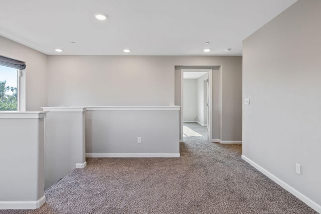 2015 N Hall Court, Visalia, CA 93291