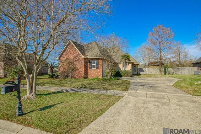 2039 Cypress Cove Ave, Zachary, LA 70791