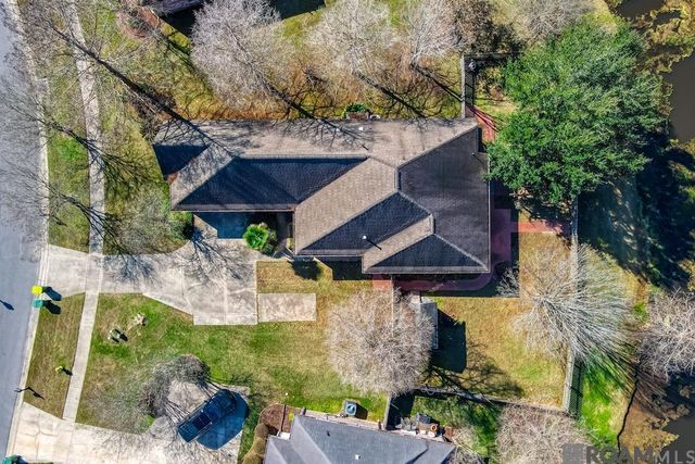 2039 Cypress Cove Ave, Zachary, LA 70791