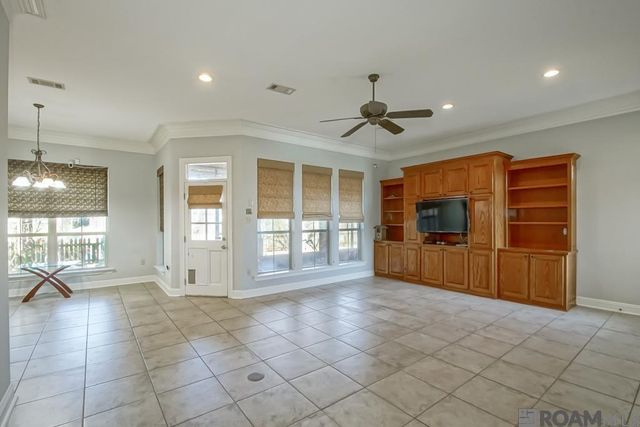 2039 Cypress Cove Ave, Zachary, LA 70791