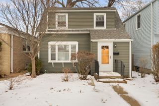 1927 Warren Street, Evanston, IL 60202