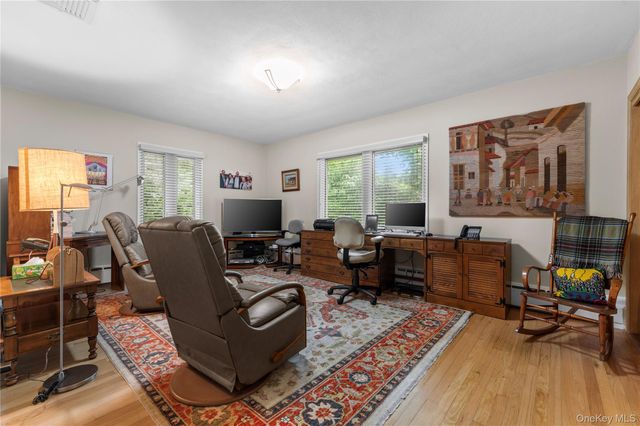 32 Westland Drive, Glen Cove, NY 11542