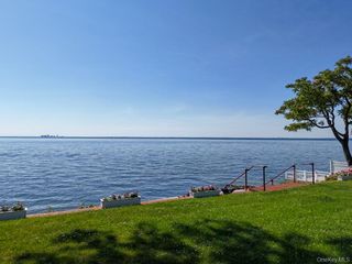 32 Westland Drive, Glen Cove, NY 11542