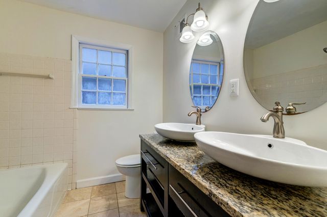 7 Doughty Street F, Charleston, SC 29403