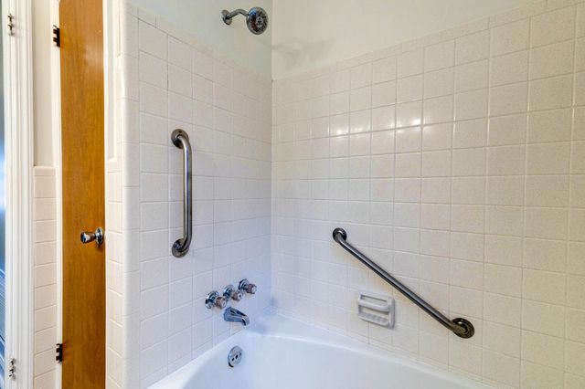 7 Doughty Street F, Charleston, SC 29403