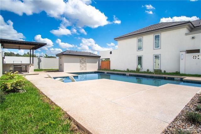 2206 Corales Street, Mission, TX 78573