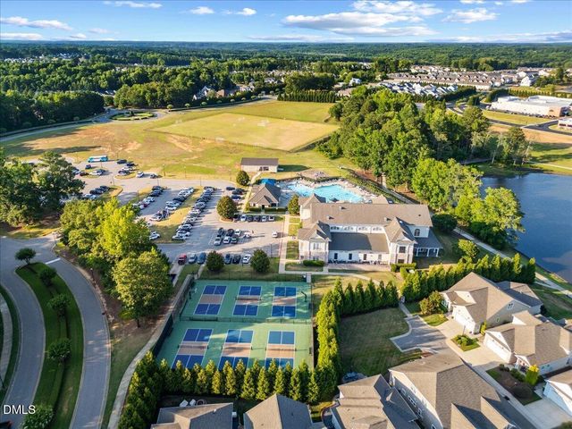 479 Rockport Drive, Clayton, NC 27527