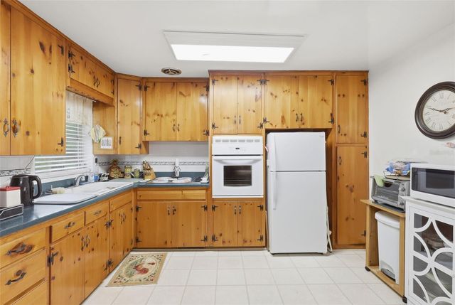 1410 TALTON AVENUE, Deland, FL 32720