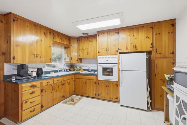 1410 TALTON AVENUE, Deland, FL 32720