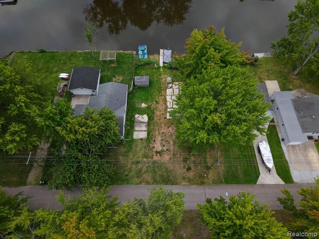 7320 Jochar Road, Algonac, MI 48001