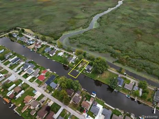 7320 Jochar Road, Algonac, MI 48001