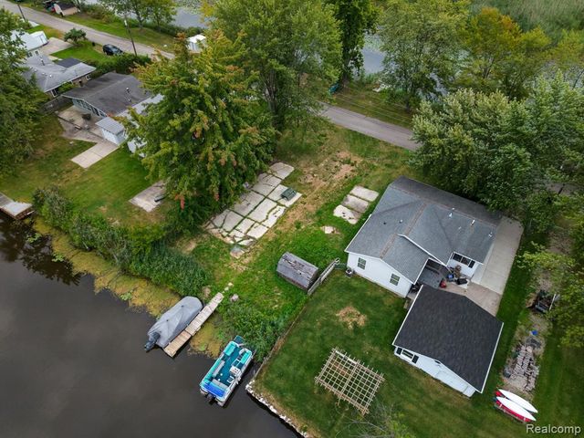 7320 Jochar Road, Algonac, MI 48001