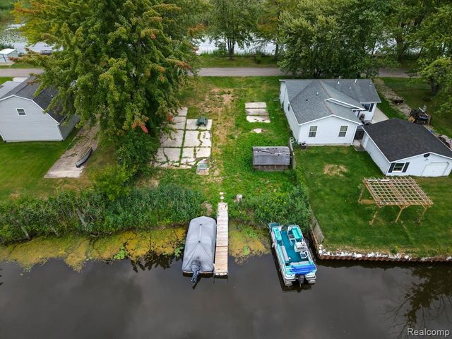 7320 Jochar Road, Algonac, MI 48001