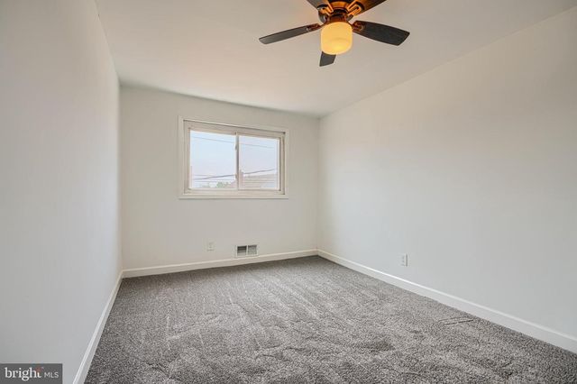 7827 HAROLD RD, Dundalk, MD 21222