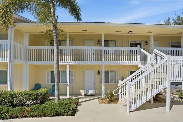 4607 Bayshore DR # K7, Naples, FL 34112