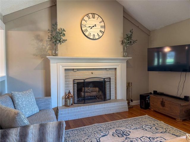1627 Alvamar Drive, Lawrence, KS 66047
