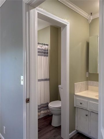 1627 Alvamar Drive, Lawrence, KS 66047
