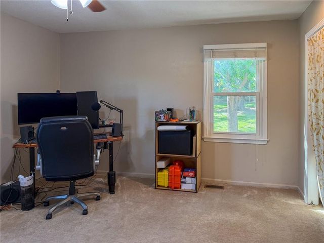 1627 Alvamar Drive, Lawrence, KS 66047