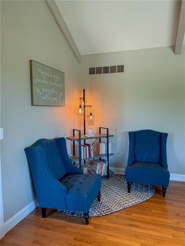 1627 Alvamar Drive, Lawrence, KS 66047
