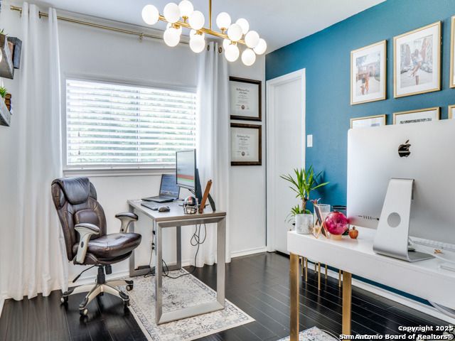 2127 Encanto, San Antonio, TX 78230