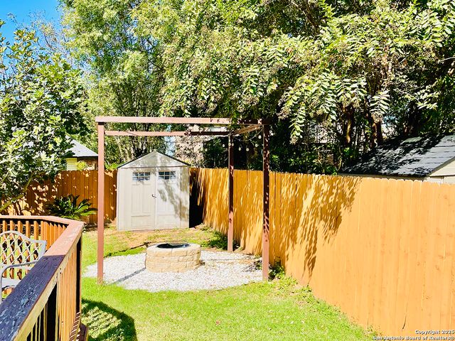 2127 Encanto, San Antonio, TX 78230