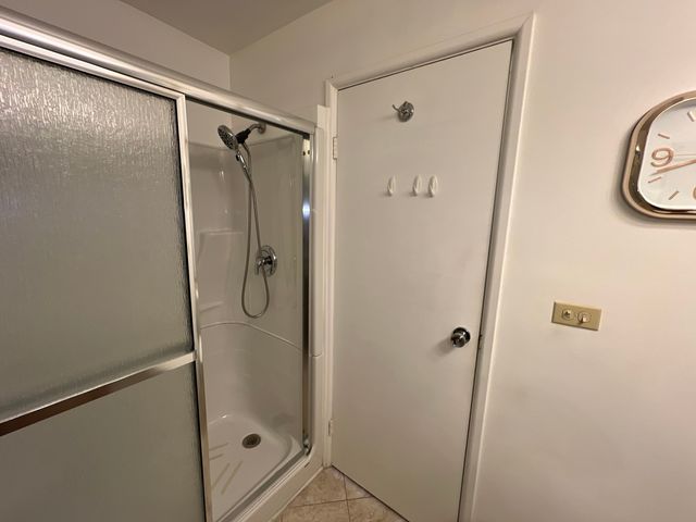 900 E Wilmette Road 411, Palatine, IL 60074