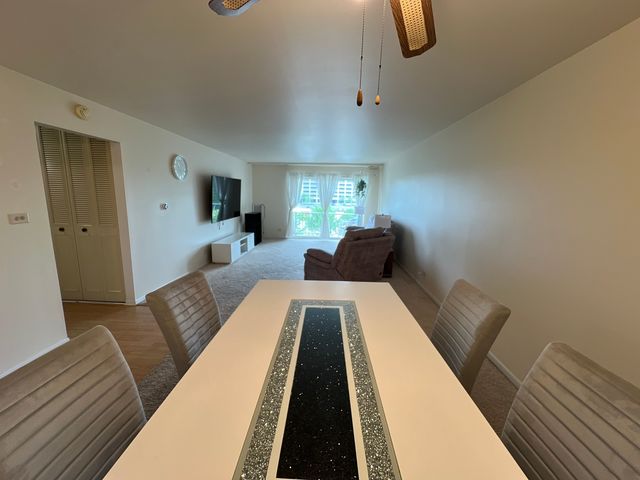 900 E Wilmette Road 411, Palatine, IL 60074