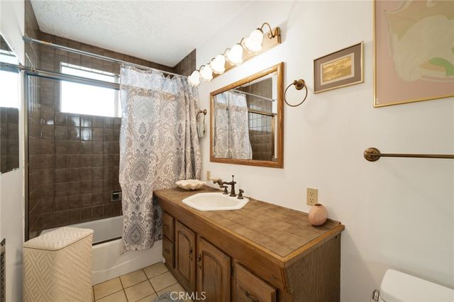 15850 Kalisher Street, Granada Hills, CA 91344