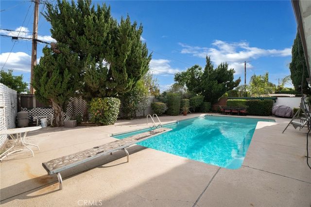 15850 Kalisher Street, Granada Hills, CA 91344
