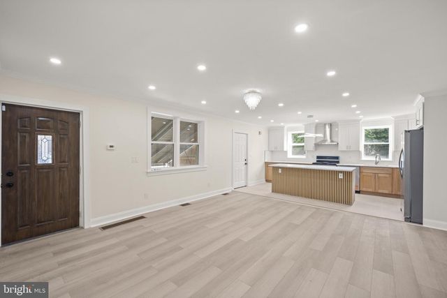 6484 ANDERSON ST, Philadelphia, PA 19119