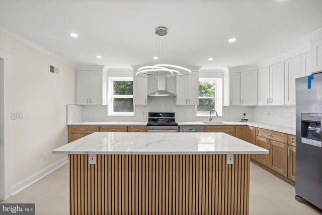 6484 ANDERSON ST, Philadelphia, PA 19119