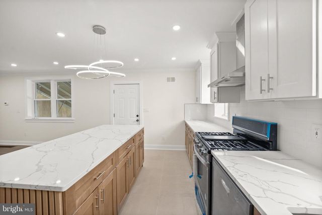 6484 ANDERSON ST, Philadelphia, PA 19119
