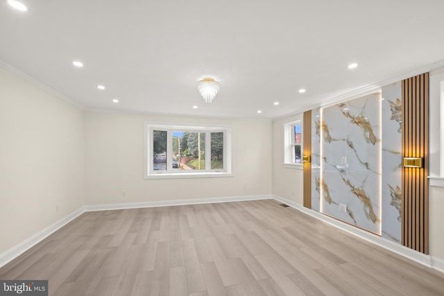 6484 ANDERSON ST, Philadelphia, PA 19119