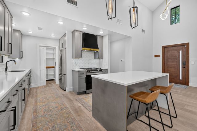 3911 Highgrove Drive, Dallas, TX 75220