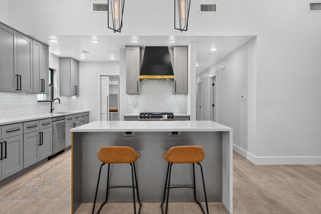 3911 Highgrove Drive, Dallas, TX 75220