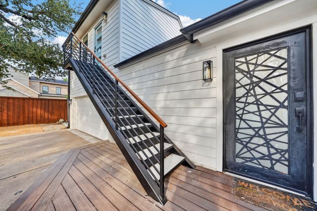 3911 Highgrove Drive, Dallas, TX 75220