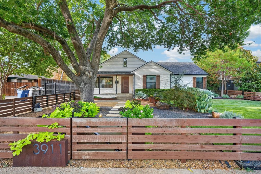 3911 Highgrove Drive, Dallas, TX 75220 — photo 2