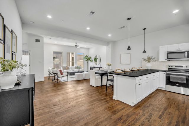 5806 Bryan Parkway 103, Dallas, TX 75206