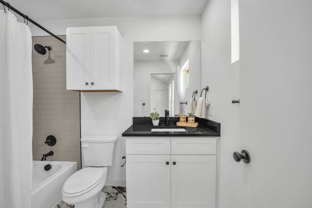 5806 Bryan Parkway 103, Dallas, TX 75206