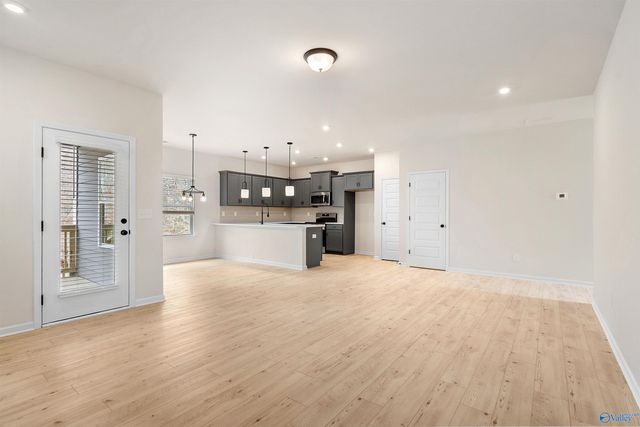 1127 Tanger Glen Trail, Harvest, AL 35749